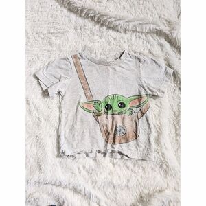 Star Wars Baby Yoda Grogu Light Gray Short Sleeve T-shirt Toddler Size 2T